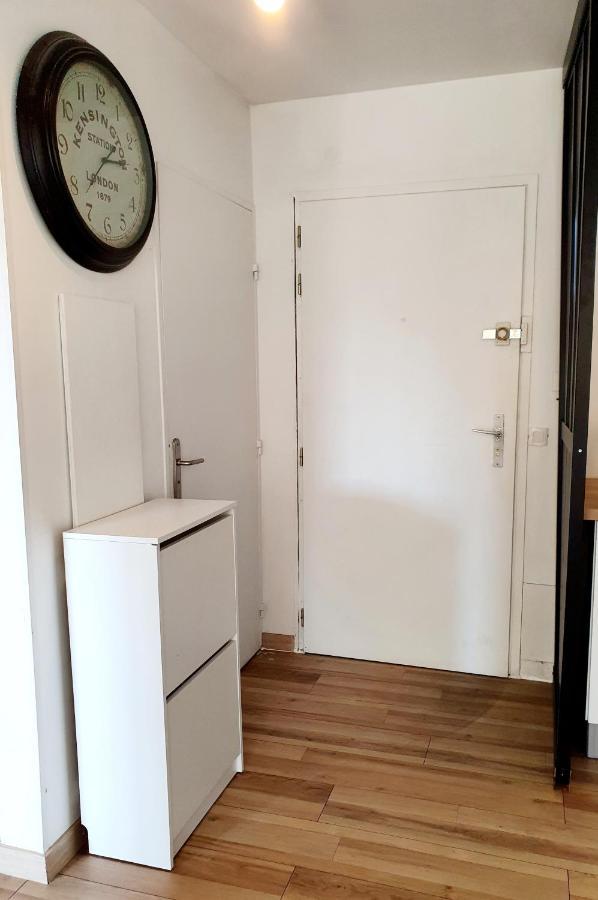 Bel Appartement A 50M De La Plage, 2 Pieces Climatisees, Parking Prive Antibes Buitenkant foto